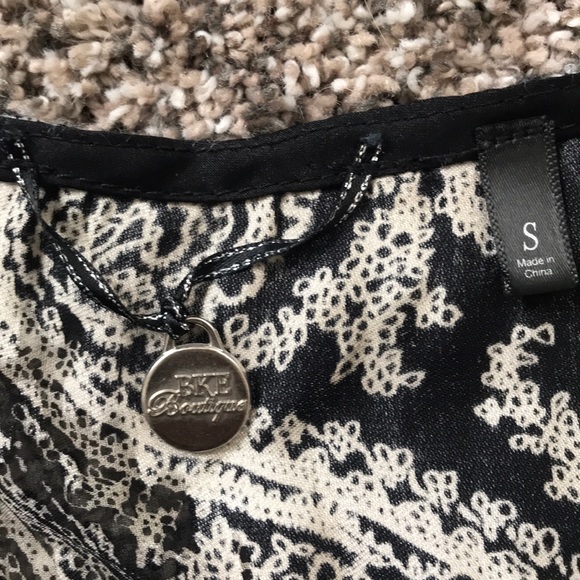 BKE top - Picture 3 of 3